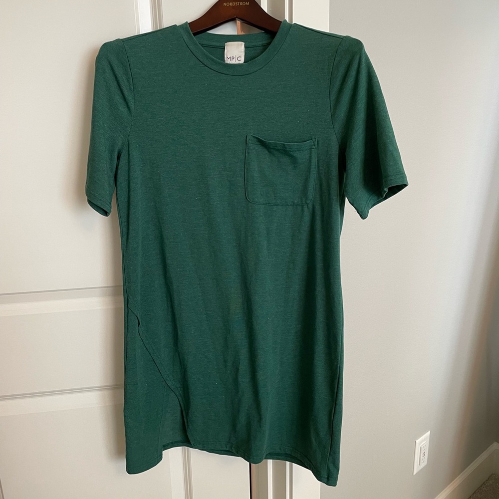 MP| C size Small Emerald green tshirt dress with slit